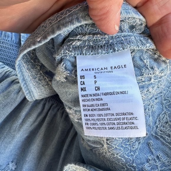 American Eagle Smocked Denim top - Picture 8 of 8